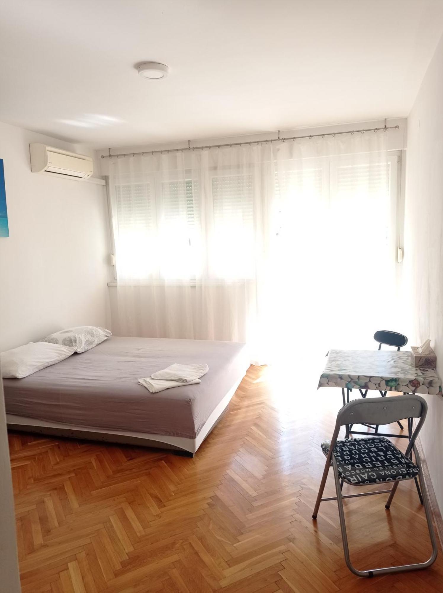Pretty Big Double Bed Room With Balcony سبليت المظهر الخارجي الصورة